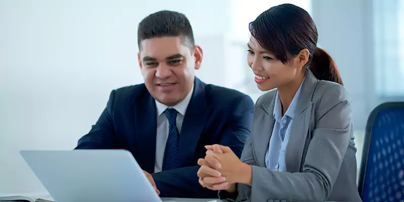 Why Partner with the Best TN Visa Consultants for Canadian Applicants for Kazakhstan?